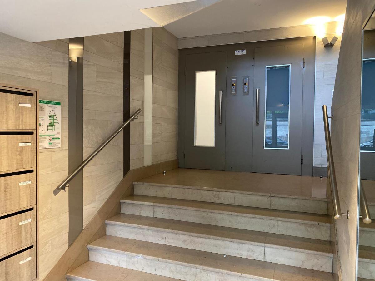 Apartamento Le Rockefeller Lyon Exterior foto
